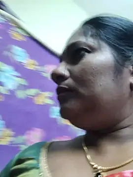 yamini1431 live cam on StripChat