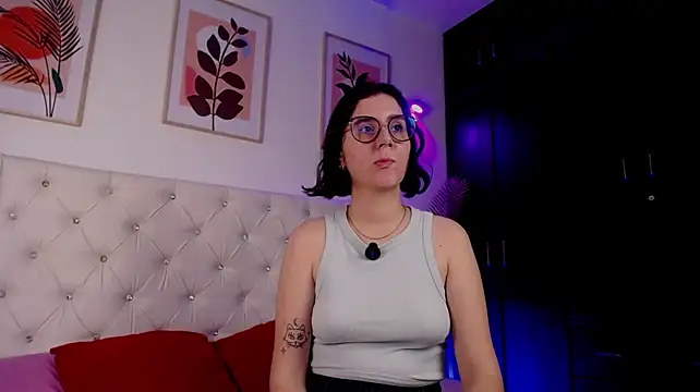 Barbie_Goddess live cam on StripChat