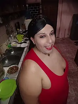 Strongshemail live cam on StripChat