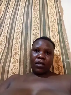 Sexy-Dinah live cam on StripChat