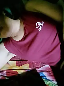 lan-xinh live cam on StripChat