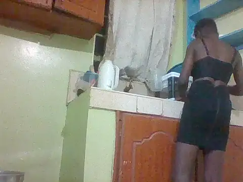kadolie live cam on StripChat
