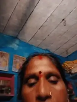 Trisha_sharmaa live cam on StripChat