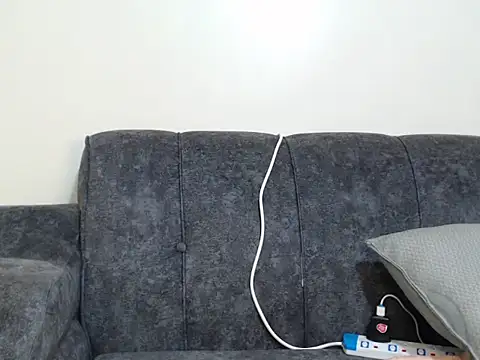 cherrybabes live cam on StripChat