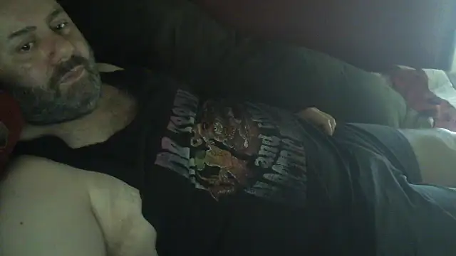 immikew1975 live cam on StripChat