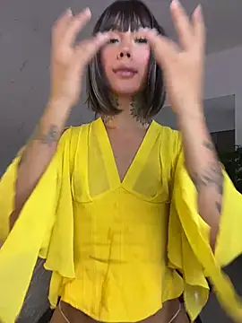 miss_tatiana_ (T young) - DILDO RIDING AND BIG CUMSHOT/GOAL PUBLIC