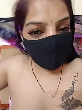 Hot_pooja2
