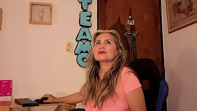 amandabakerx webcam