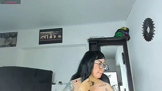 Vicky_hotmilf