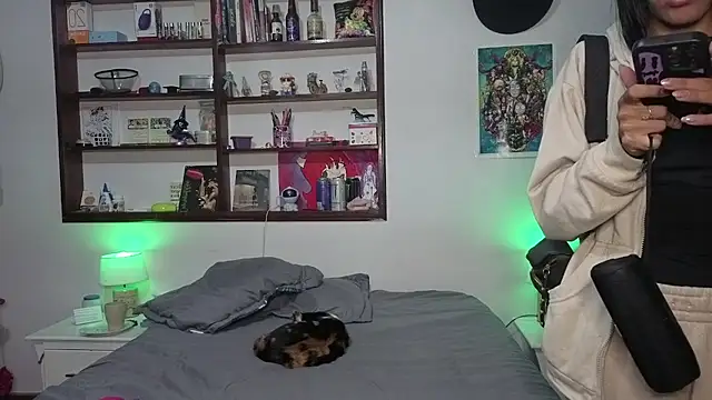 stephania_t (F young) - Fuck my pussy hard