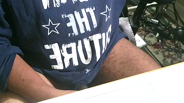 cleozevo1961 (M grandpa) - Play with my dick
