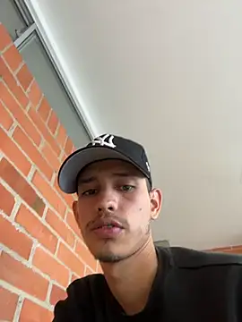 HarryGaze webcam