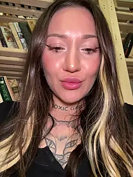 saintsquirt (Ask my age) - DILDO FUCK IN LIBRARY BEHIND SHELF