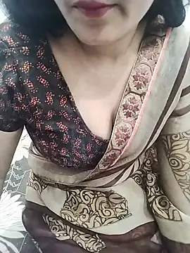 sexy_ladoo (F milf) - New model sport me friends