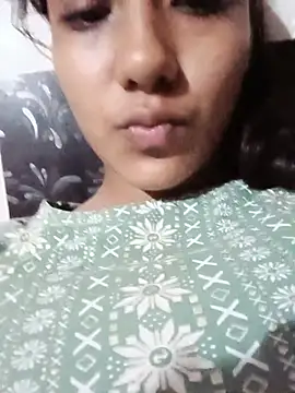 miss_parul_76 (F teen) - Boobs show