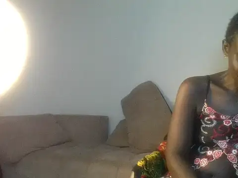 heavenlyluxe (F milf) - DILDO IN PUSSY