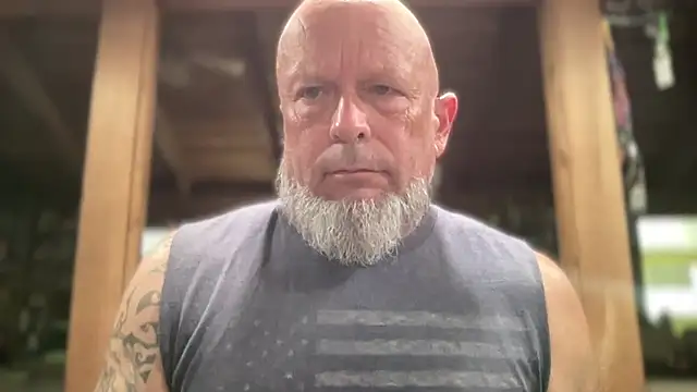 fitfloridadaddy (M mature) - #american #balds #beardy #cam2cam #cheapest-privates #cumshot #flashing #gym-rats #hd #masturbation #mature #muscular #new #outdoor #small-audience #straight #white