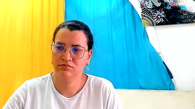 marilyn_garcia (F milf) - squirt cum ass
