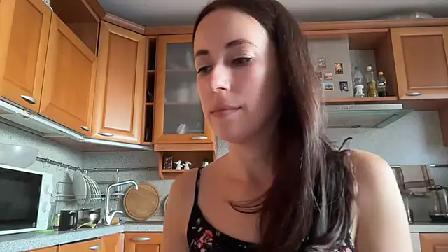 Flamingo_Queen live cam on StripChat