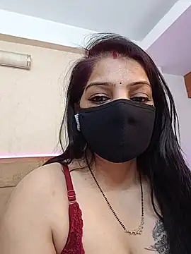 Hot_pooja2