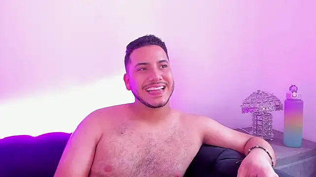 Axel_grey_