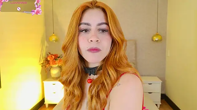 april_rousse live cam on StripChat