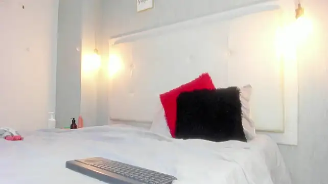 victoria_cutee live cam on StripChat