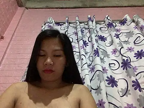 Cleo17 live cam on StripChat