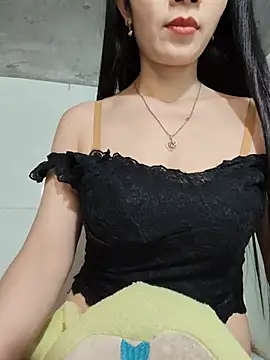 Vyvvyy69 live cam on StripChat