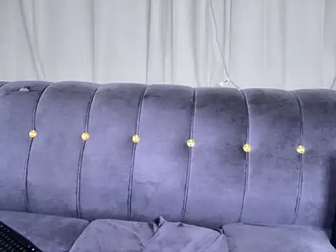Sweet_PROTON live cam on StripChat