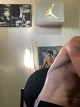 monstercock60000 live cam on StripChat