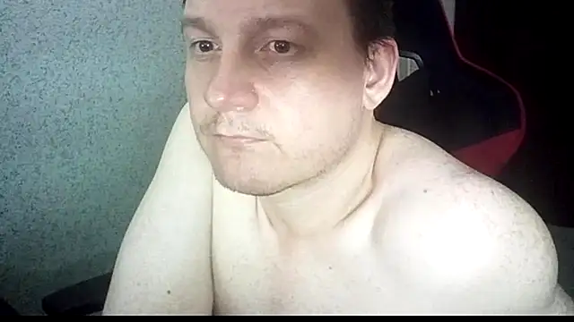 MysteriousWanderer live cam on StripChat