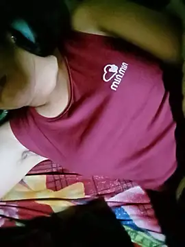 lan-xinh live cam on StripChat