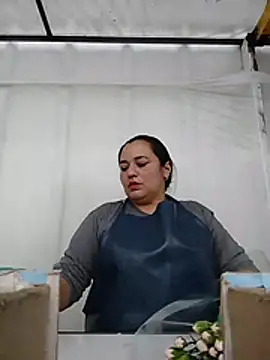 Melany-34 webcam