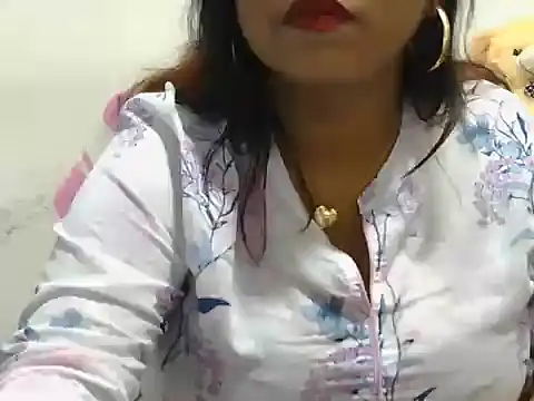 ROSEE_MERRYYYY live cam on StripChat