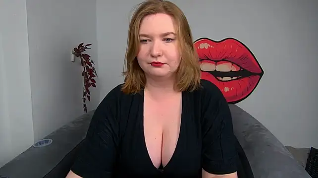 NikkiTease live cam on StripChat