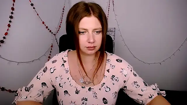 Lizzy_Love live cam on StripChat