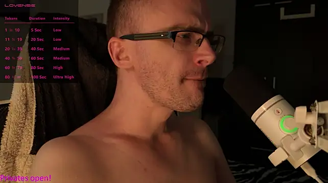 Moonsire1 live cam on StripChat