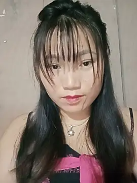 lylaanhmin live cam on StripChat