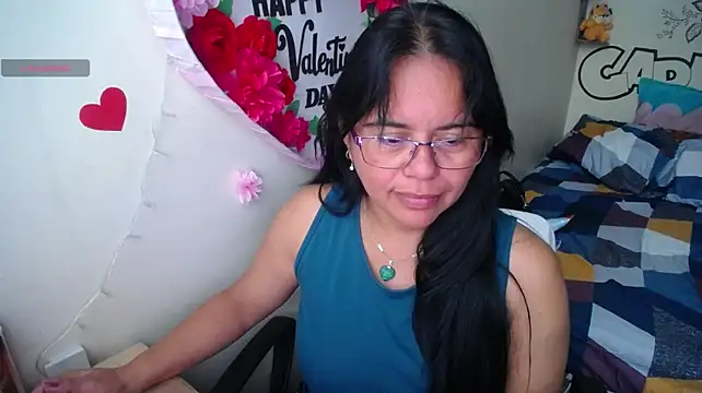 Miss__kendra_ live cam on StripChat