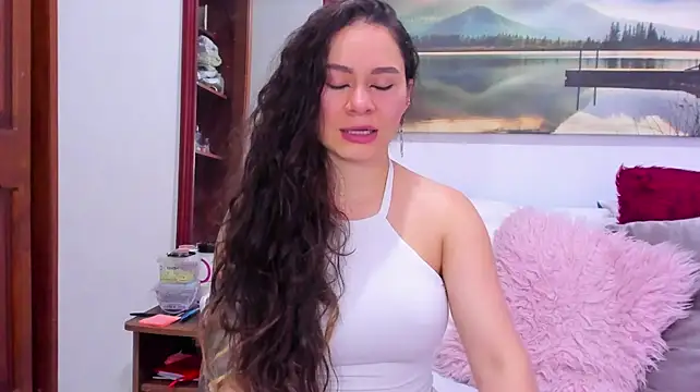 Aurora_Real live cam on StripChat