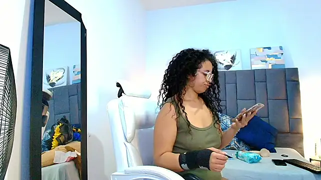 Isabelle_lov1999 live cam on StripChat