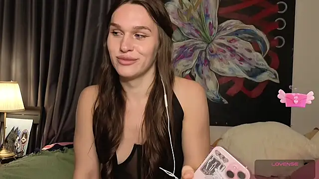 SophieTrner live cam on StripChat