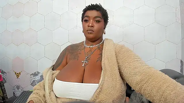 Anaa_Fuentess webcam