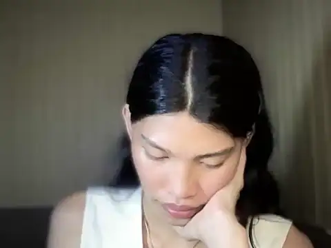 Yourgoddess_jayve live cam on StripChat