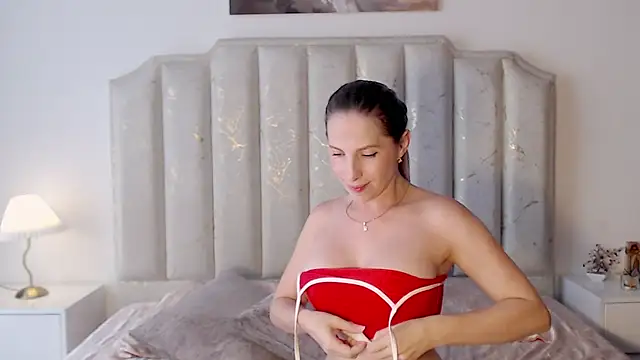 AnasstasiaB live cam on StripChat