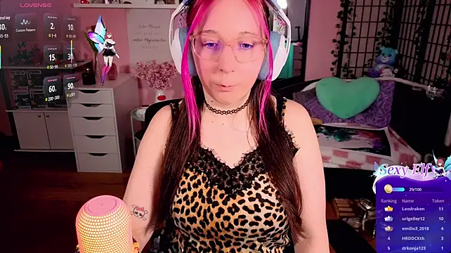 JustKerry live cam on StripChat