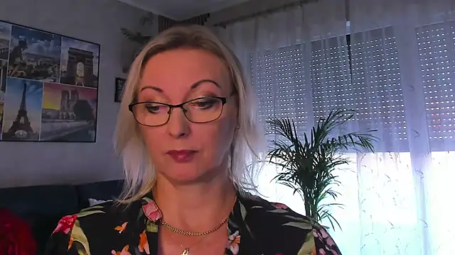 vanessa_chat live cam on StripChat