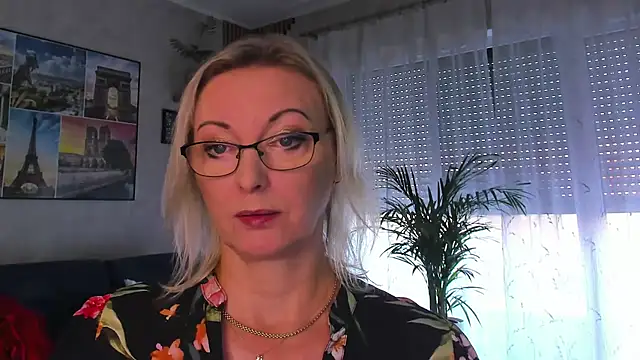 vanessa_chat live cam on StripChat