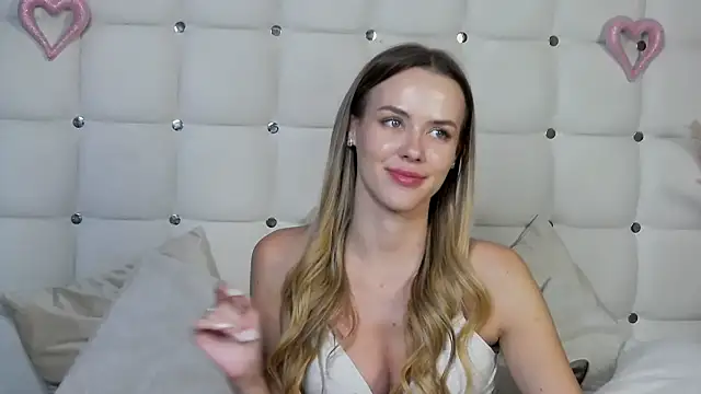 TheMarisa live cam on StripChat